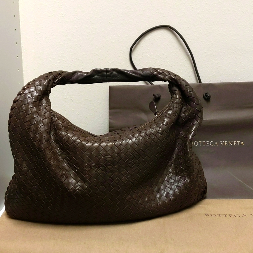 Bottega Veneta  Intrecciato Leather Embossed Authentic